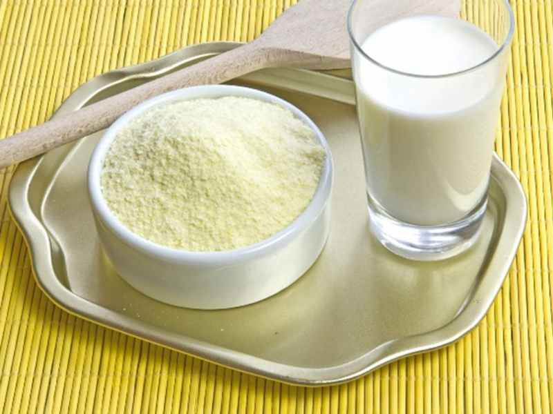 sữa bột có được mang lên máy bay không