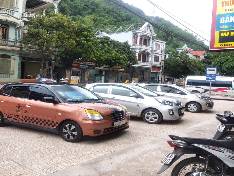 taxi hòa bình